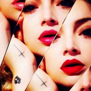 Meet your Posher, Paola